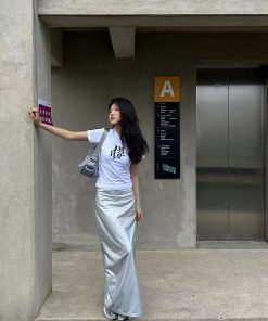 Minimalist American-Style White T-Shirt for Women - Short Sleeve Basic Logo Summer Top, Trendy Casual Wear