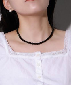 Minimalist Black Agate Beaded Choker Necklace for Women - High-End French Handmade Floating Design