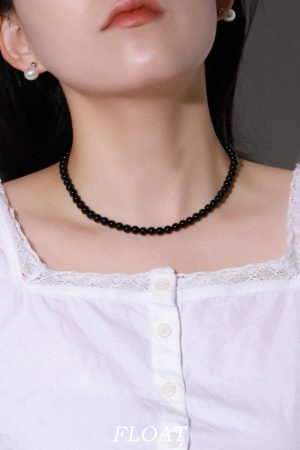 Minimalist Black Agate Beaded Choker Necklace for Women - High-End French Handmade Floating Design