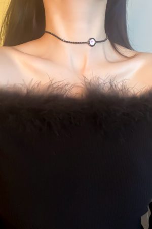 Minimalist Black Clavicle Chain Necklace with Big Eye Element and Crystal Inlay - 2025 European American Trendy Jewelry