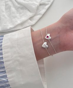 Minimalist Brushed Heart Bracelet for Women - Versatile High-End Accessory, Fashionable Cool Style for 2025 Commuting and Everyday Wear