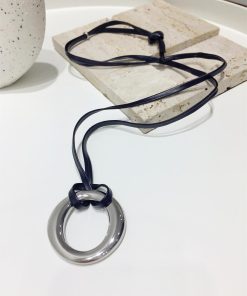 Minimalist Casual Elegant Metal Circle Shape PU Leather Adjustable Necklace Pendant Sweater Chain Jewelry - Trendy Y2K Style
