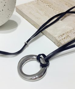 Minimalist Casual Elegant Metal Circle Shape PU Leather Adjustable Necklace Pendant Sweater Chain Jewelry - Trendy Y2K Style