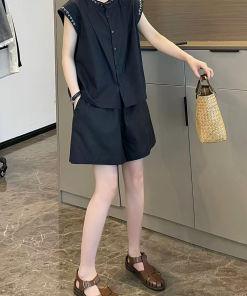 Minimalist Casual Women's Embroidered Cap Sleeve Shirt and Shorts Two-Piece Set - Summer 2025 Fashion