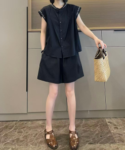Minimalist Casual Women's Embroidered Cap Sleeve Shirt and Shorts Two-Piece Set - Summer 2025 Fashion