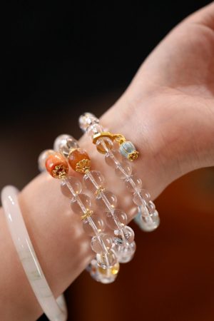 Minimalist Chinese Style Artificial Crystal Bracelet for Women - Classic Single Circle Design Jewelry Gift for Girlfriend or Friend