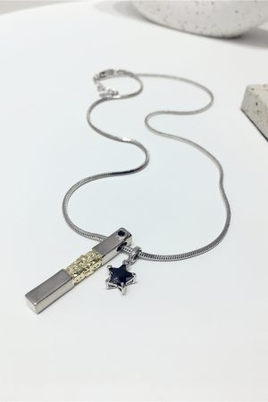 Minimalist Cold Style Irregular Texture Black Diamond Star Necklace - Three-Dimensional Five-Pointed Clavicle Chain Pendant Accessory
