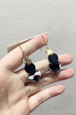 Minimalist Contrasting Color Black Metal Round Hook Earrings for Slimming Face - 2025 Niche Design Fashion Accessories