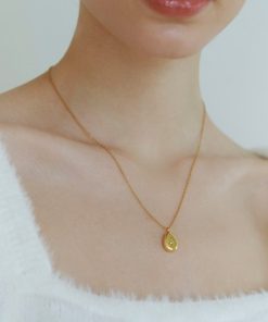 Minimalist Diamond-Inlaid Teardrop Necklace - French Elegance for Commuting, Versatile and Colorfast Texture