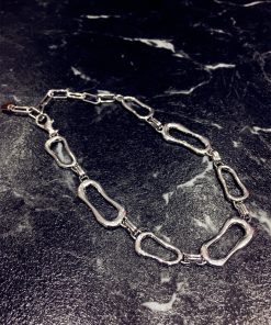 Minimalist Exaggerated Irregular Rectangular Geometric Necklace - Plain Metal Clavicle Chain Neck Accessory for Modern Style