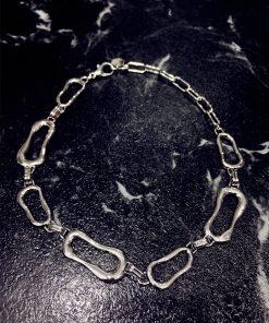 Minimalist Exaggerated Irregular Rectangular Geometric Necklace - Plain Metal Clavicle Chain Neck Accessory for Modern Style