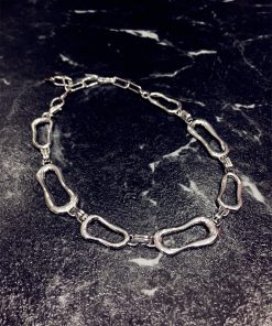 Minimalist Exaggerated Irregular Rectangular Geometric Necklace - Plain Metal Clavicle Chain Neck Accessory for Modern Style