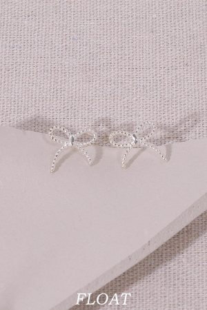 Minimalist Floating Bowknot Stud Earrings in S925 Silver - Youthful High-End Twisted Design for Elegant Everyday Wear