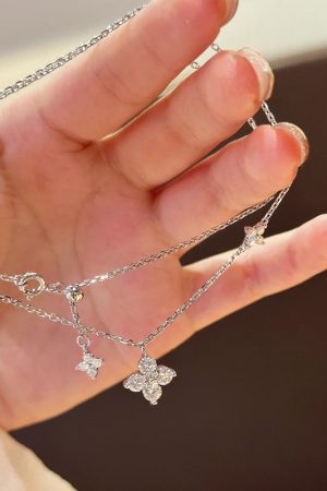 Minimalist Four-Leaf Flower Pendant Necklace with Sparkling Zircon for Women - Versatile 2025 Style, Elegant Fashion Accessory