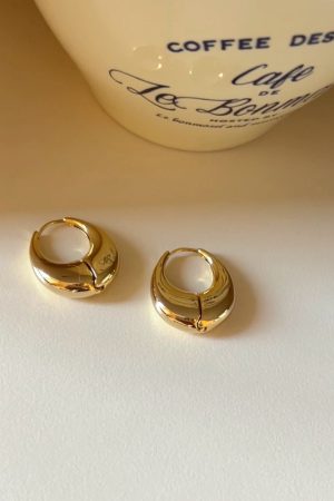 Minimalist French Metal Earrings for Women - High-End Versatile Design, Chic Jewelry Accessories
