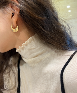 Minimalist French Metal Earrings for Women - High-End Versatile Design, Chic Jewelry Accessories