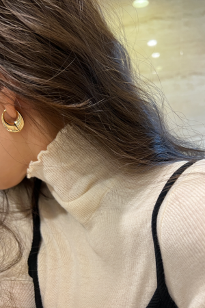 Minimalist French Metal Earrings for Women - High-End Versatile Design, Chic Jewelry Accessories