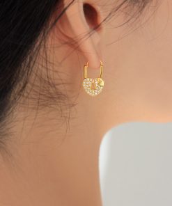 Minimalist French Retro Gold-Plated Heart Lock Ear Clip Earrings with Diamond Studs for Women - European and American Style