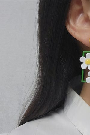 Minimalist Fresh Green and White Floral Stud Earrings, Personalized Forest Style Jewelry for Women
