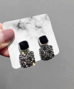 Minimalist Full Diamond Inlaid Square S925 Silver Needle Earrings - Sparkling Black Geometric Drop Earrings for Chic Style