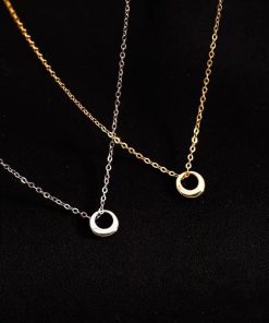 Minimalist Geometric Circle Necklace - Elegant Clavicle Chain, High-End Luxury Design, 2025 Fashion Must-Have