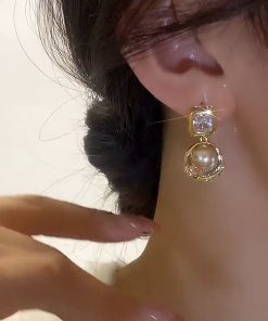 Minimalist Geometric Drop Earrings - High-End Women's Fashion Jewelry for Daily Wear - Korean & Japanese Inspired Design