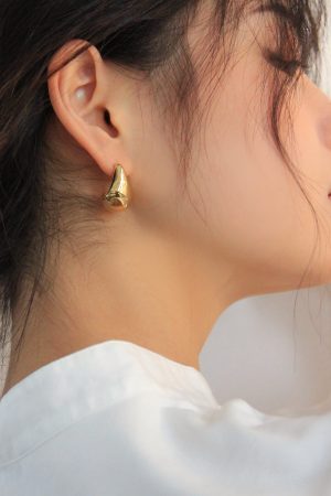 Minimalist Geometric Gold-Plated Silver Water Drop Earrings - Korean French Style, Hypoallergenic Design for Everyday Wear