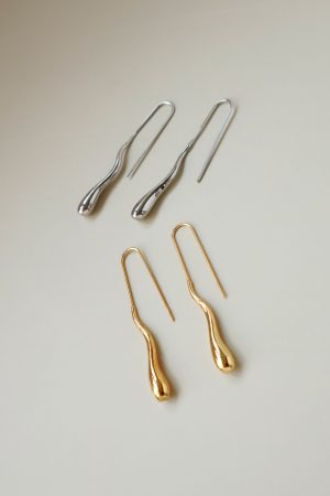 Minimalist Geometric Line Liquid Water Drop Earrings in Gold and Silver - Retro High-End Fashion Accessory for Versatile Looks