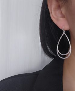 Minimalist Geometric Water Drop Earrings in Silver - Light Luxury Hollow Design for Women, Perfect for Everyday Wear