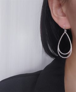 Minimalist Geometric Water Drop Earrings in Silver - Light Luxury Hollow Design for Women, Perfect for Everyday Wear