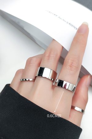 Minimalist Glossy Surface Open Finger Ring for Men and Women, Trendy Korean and Japanese Style, Fashionable Wide Band Accessory