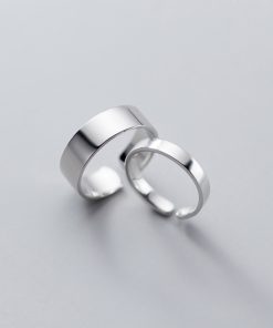 Minimalist Glossy Surface Open Finger Ring for Men and Women, Trendy Korean and Japanese Style, Fashionable Wide Band Accessory