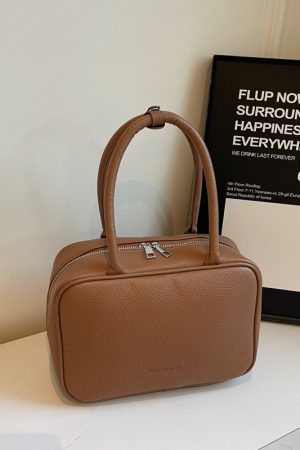Minimalist High-End Feel Women's Bowling Bag - Versatile Shoulder and Handheld Retro Style for Spring/Summer 2025