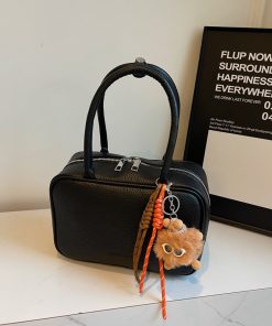 Minimalist High-End Feel Women's Bowling Bag - Versatile Shoulder and Handheld Retro Style for Spring/Summer 2025