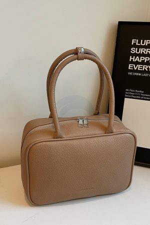 Minimalist High-End Feel Women's Bowling Bag - Versatile Shoulder and Handheld Retro Style for Spring/Summer 2025