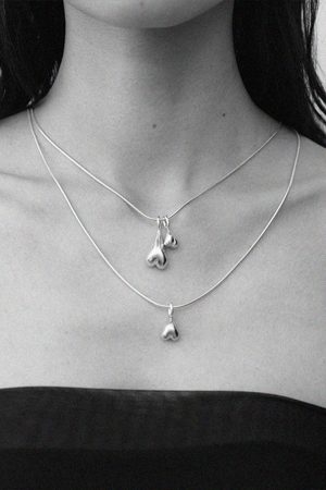Minimalist Inverted Heart Silver Snake Bone Chain Necklace - High-End Layered Sweater Chain - Korean Style Fashion Accessory