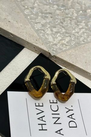 Minimalist Irregular Texture Acrylic Resin Geometric Earrings for Slimming Face Effect - Niche Design Meilade Style
