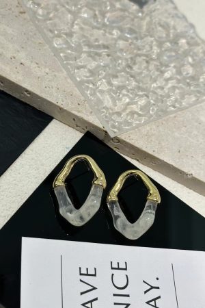 Minimalist Irregular Texture Acrylic Resin Geometric Earrings for Slimming Face Effect - Niche Design Meilade Style