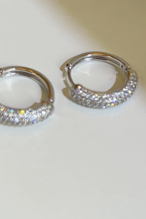 Minimalist Korean Style Gold Diamond-Studded Hoop Earrings - Exquisite Cold Style Ear Clips for Chic Fashion Statement
