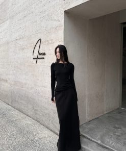 Minimalist Luxury Split Hem Midi Skirt for Women - High-End Brown Straight Skirt for Pear-Shaped Figures - Spring Summer Fashion