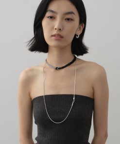 Minimalist Metallic Avant-Garde Ear Studs - Versatile Silver Circle Wrapped Chain Small Earrings for Cool Style