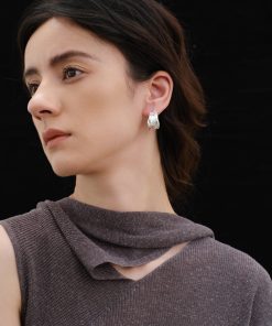 Minimalist Multi-Layered Wrapped Line Stud Earrings in European and American French Retro Style for Commuting and Everyday Fashion