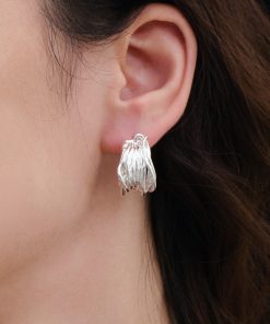 Minimalist Multi-Layered Wrapped Line Stud Earrings in European and American French Retro Style for Commuting and Everyday Fashion