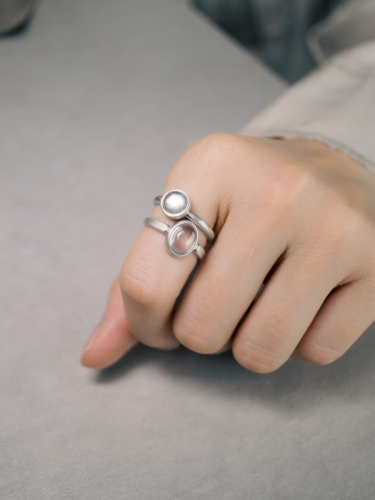 Minimalist Peach Blossom Powder Crystal 925 Silver Inlaid Ring - Retro Matte Versatile Women's Jewelry Minimalist Peach Blossom Powder Crystal 925 Silver Inlaid Ring - Retro Matte Versatile Women's Jewelry