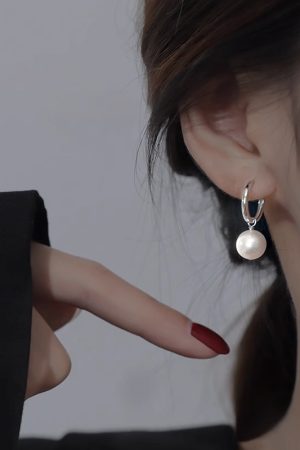 Minimalist Pearl Ear Hoops in 925 Silver - French Light Luxury Design, Versatile Women's Earrings for Chic Style
