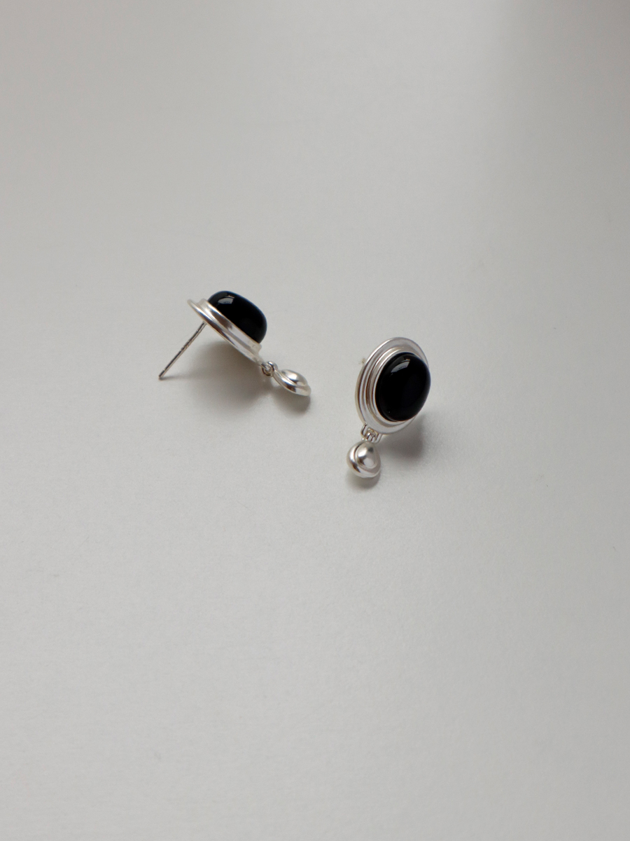 Minimalist Retro Black Agate Cat's Eye Stone Silver Teardrop Earrings - Unique Texture for Stylish Looks Minimalist Retro Black Agate Cat's Eye Stone Silver Teardrop Earrings - Unique Texture for Stylish Looks