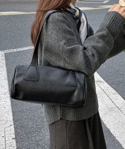 Minimalist Retro Tote Bag for Women - High-End Underarm Baguette Shoulder Handbag for Commuting & Everyday Style