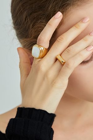 Minimalist Ring for Women, Trendy Index Finger Design, Retro Fashion, European American Style, Simple Temperament, Unique Personality