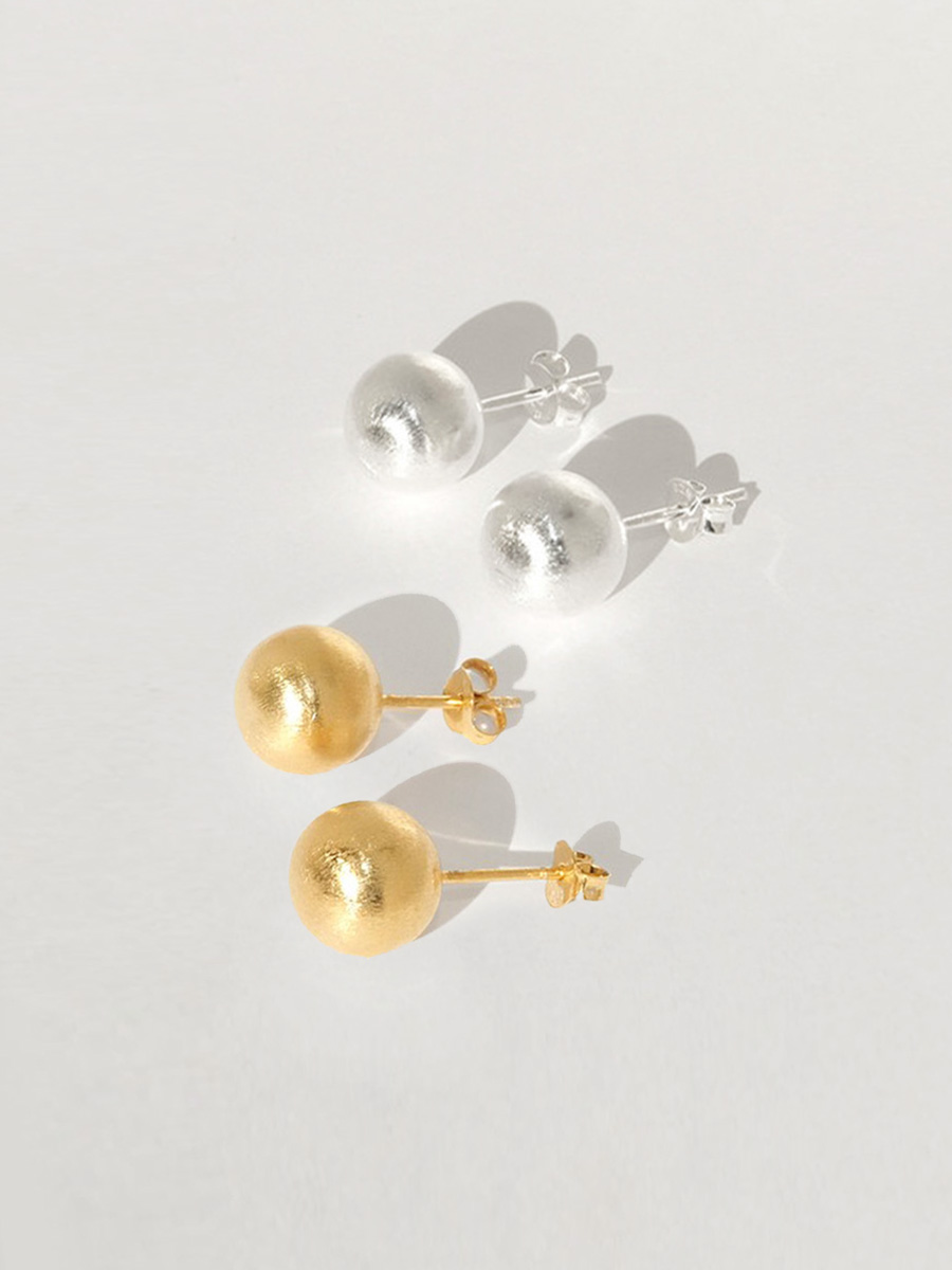 Minimalist Round Ball Stud Earrings - Casual Retro European American Style for Everyday Wear Minimalist Round Ball Stud Earrings - Casual Retro European American Style for Everyday Wear