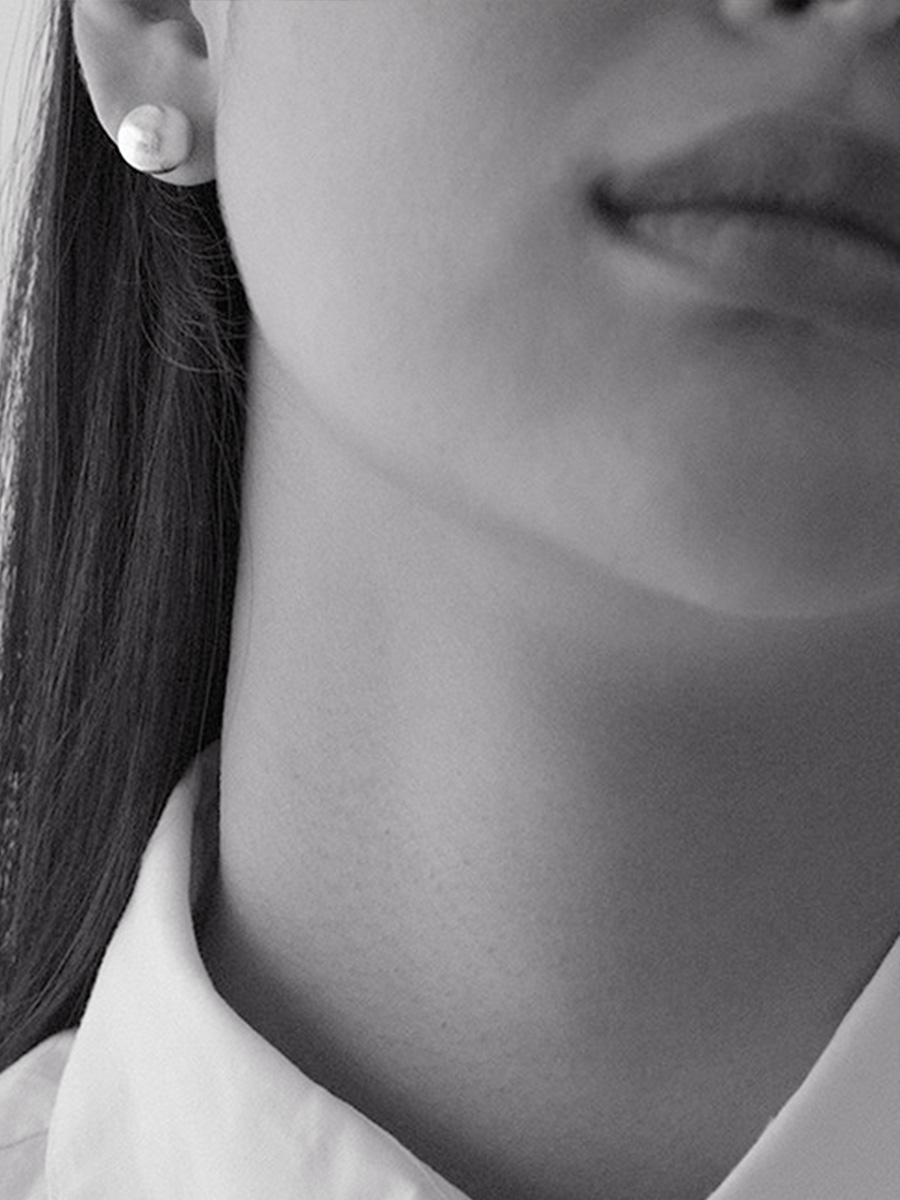 Minimalist Round Ball Stud Earrings - Casual Retro European American Style for Everyday Wear Minimalist Round Ball Stud Earrings - Casual Retro European American Style for Everyday Wear